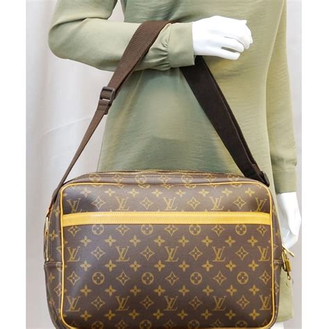 Louis Vuitton The Reporter GM Monogram Shoulder Bag on 